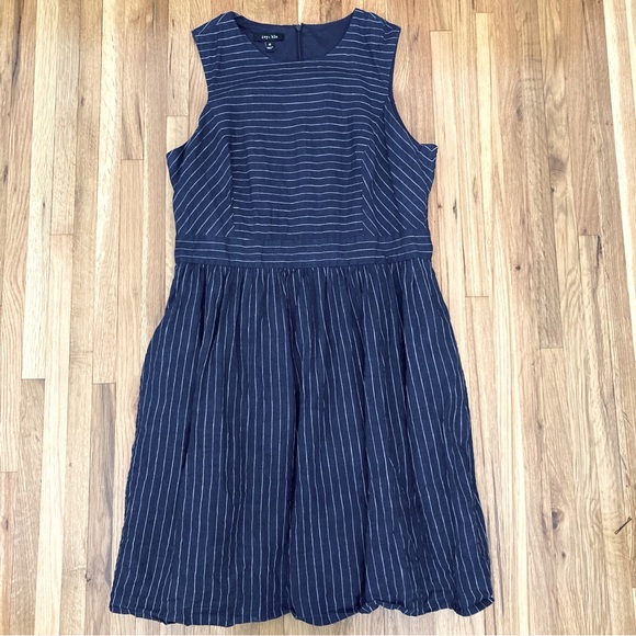 Ivy & Blu Dresses & Skirts - Ivy + Blu Linen pinstripe dress sleeveless size 16 pockets fit & flare a-line